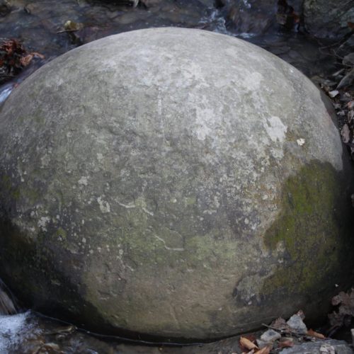 Fenomen kamenih kugli kod Zavidovića i danas je misterija