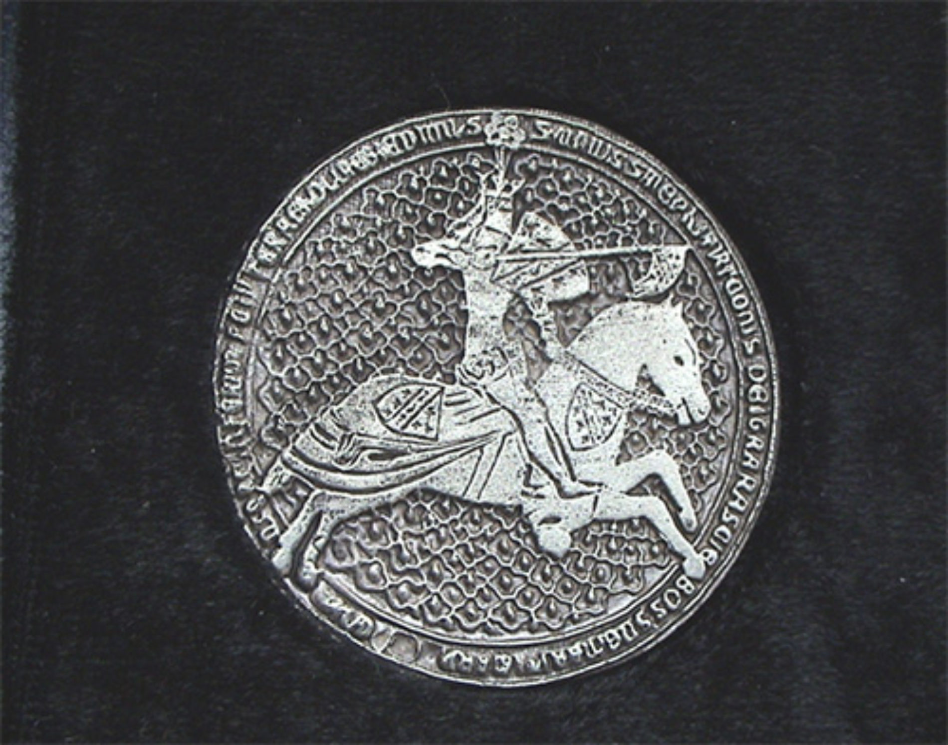Konji na srednjovjekovnim obilježjima
