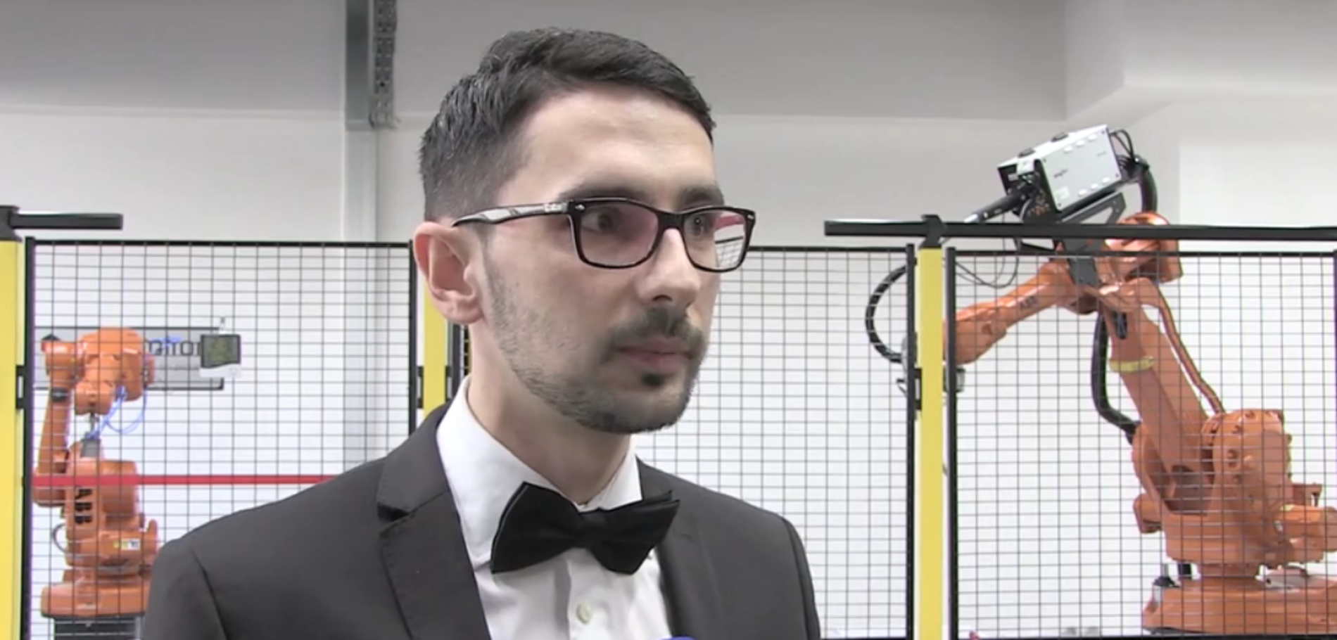 Enver Budaković: Programira robote za Audi; Sada će svoje znanje prenositi mladim kolegama u Tuzli