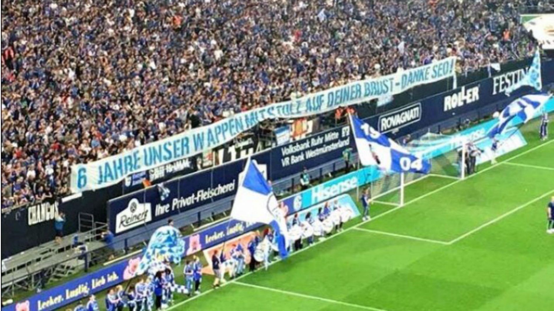Zaslužio poštovanje Nijemaca: Navijači Schalkea se dirljivom porukom oprostili od bosanskog fudbalera