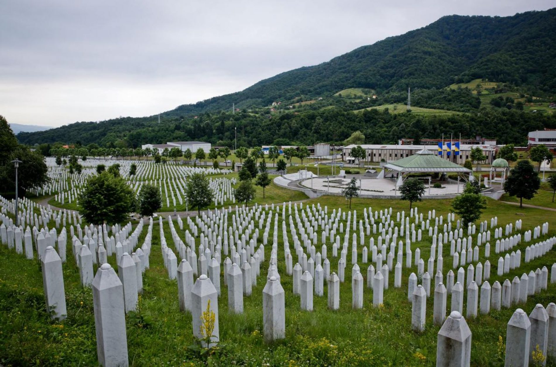 ‘Na Dodikovo negiranje genocida u Srebrenici širit ćemo istinu’