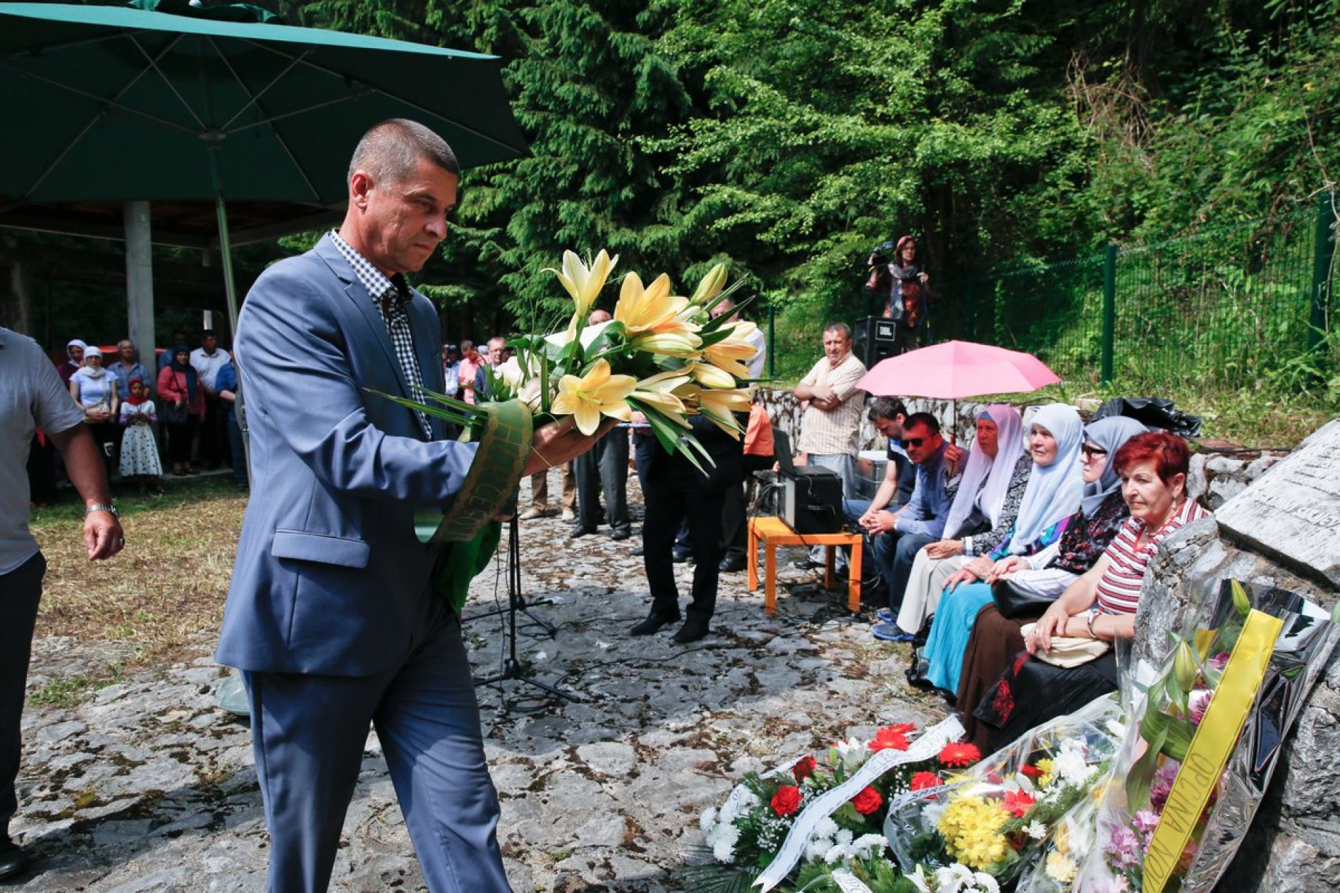 Obilježena 25. godišnjica stradanja Bošnjaka Ahatovića: U Sokolini 48 osoba ubijeno na najsvirepiji način