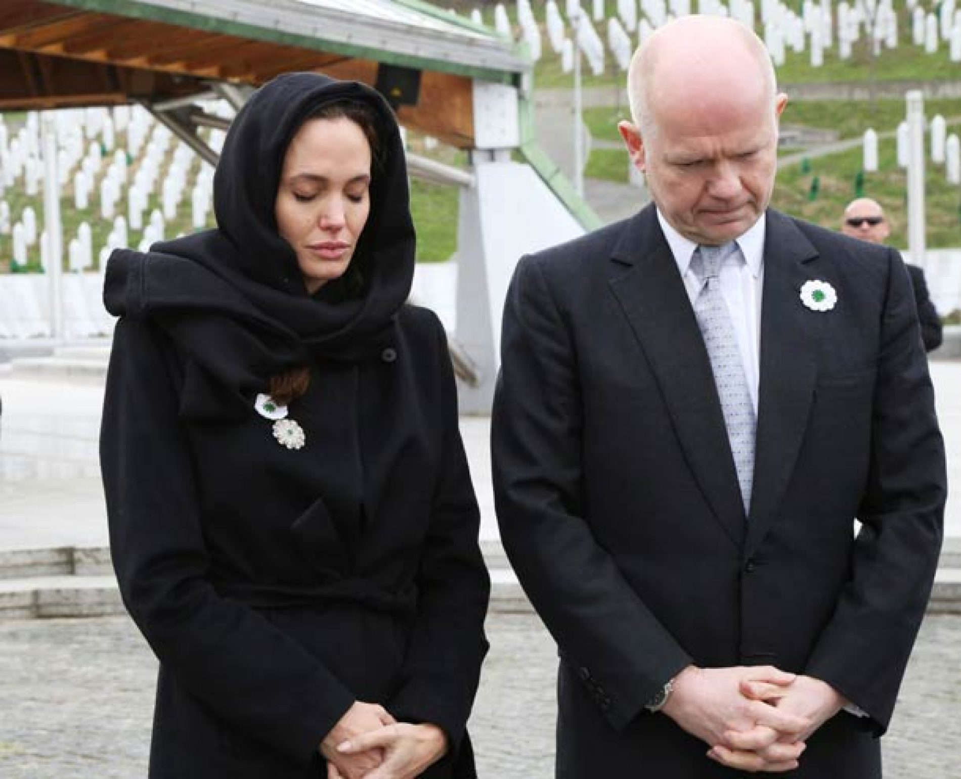 Jolie uputila snažnu poruku ljudima u Bosni i Hercegovini, posebno majkama Srebrenice