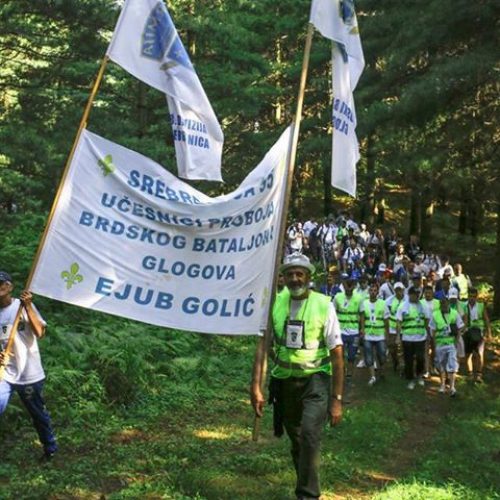 Podrinjski heroj Ejub Golić: Preživio pad helikoptera, Srebreničane vodio na Maršu smrti do slobode