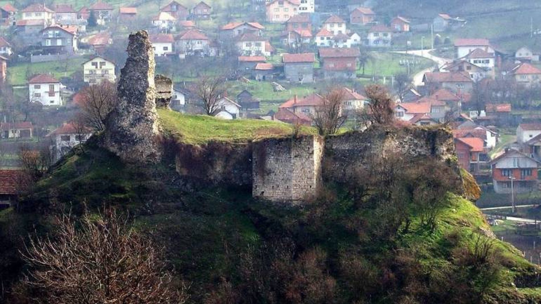 Gračanica: Srednjovjekovni grad Soko