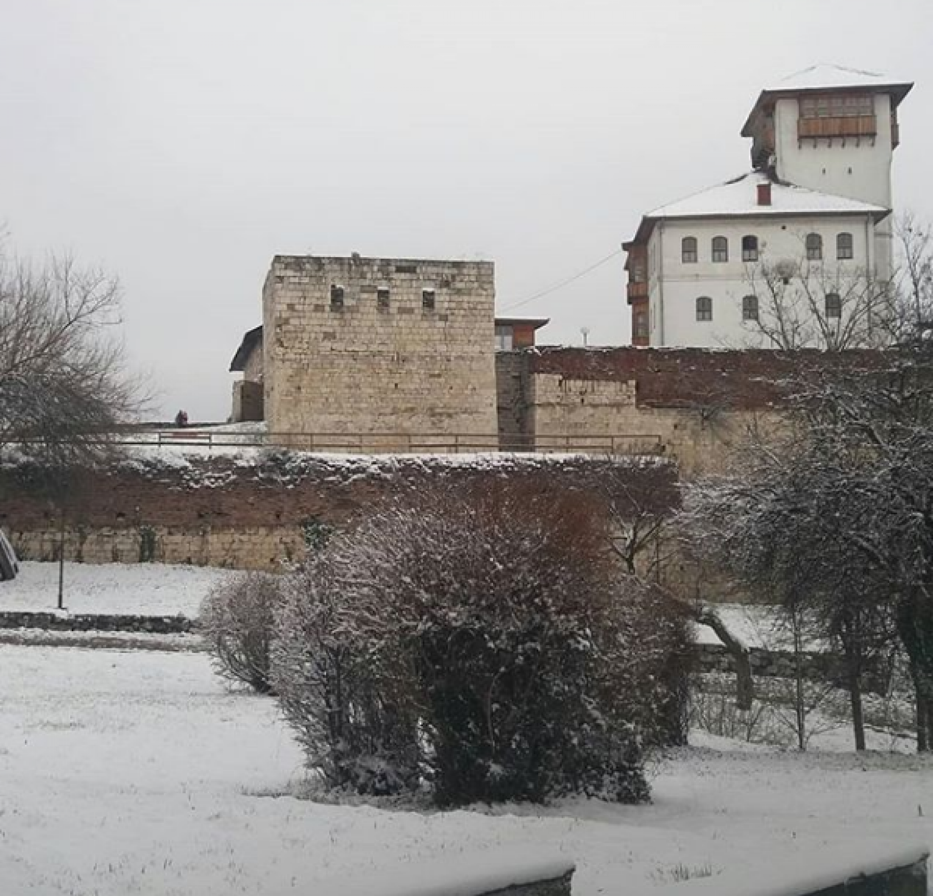 Vlada FBiH: Za obnovu kule ‘Zmaja od Bosne’ milion maraka