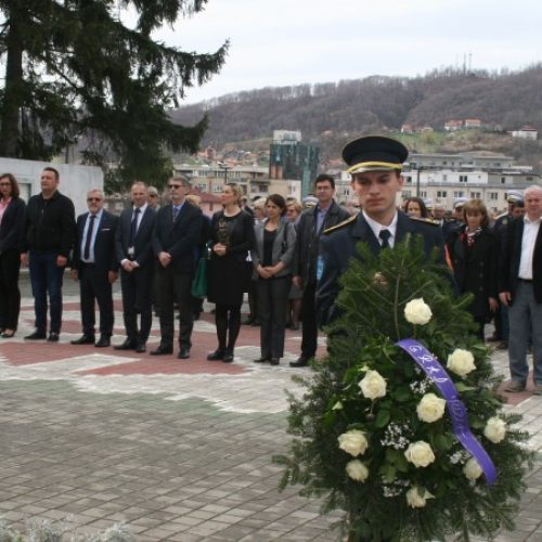 Tuzlaci se prisjećaju 4. aprila 1992., početka pružanja otpora agresiji na Bosnu i Hercegovinu