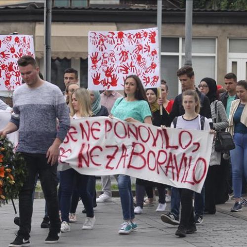 Zenica: Studenti obilježili Dan bijelih traka