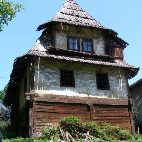 Čamdžića kuća u Puračiću – jedna od rijetkih sačuvanih brvnara sa čardakom