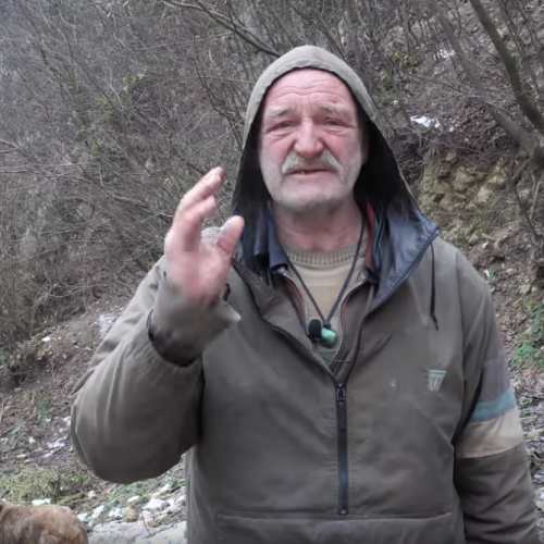 Zenica: Devet godina živi u pećini, nije se razbolio (VIDEO)