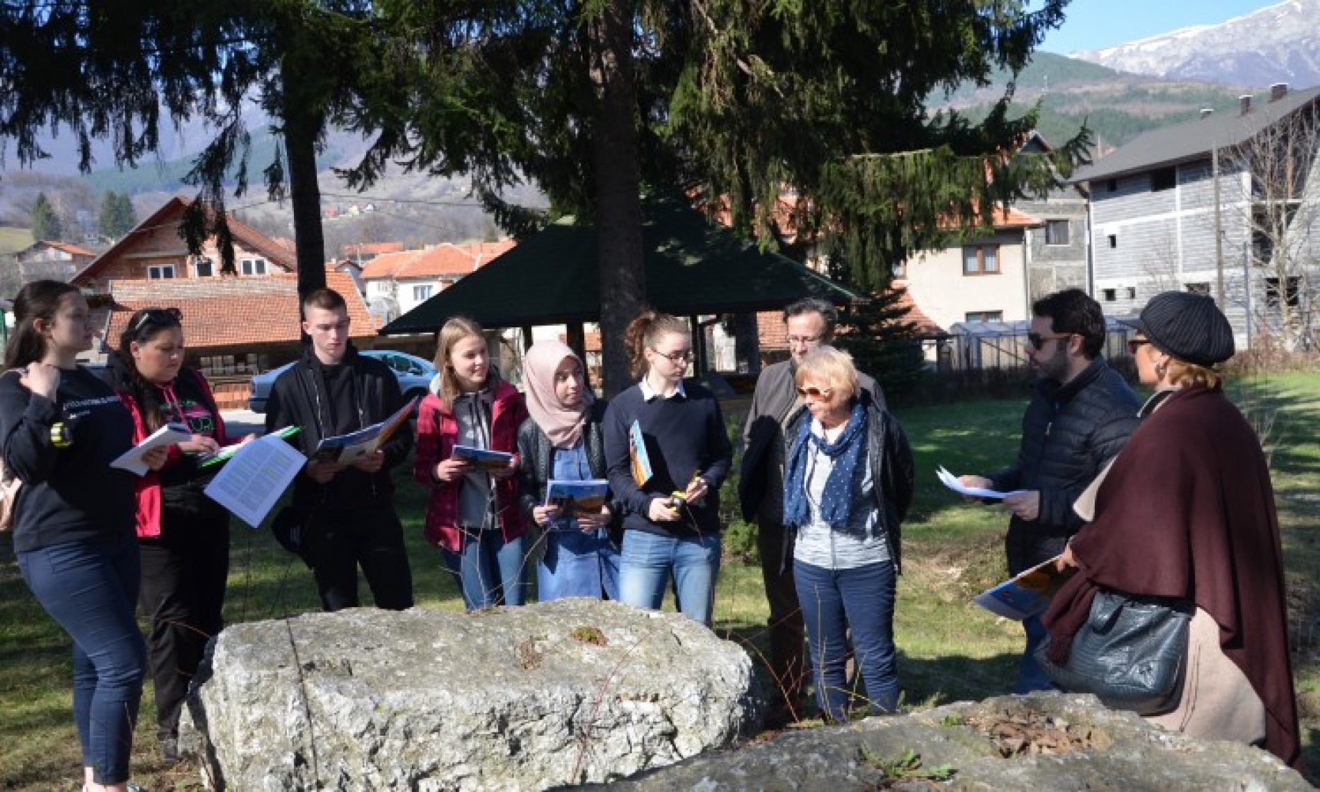 Travnik dio projekta evidentiranja i čišćenja nekropola sa stećcima