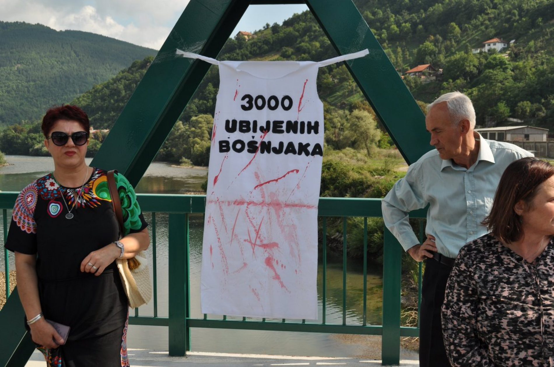 Džaferović prisustvovao  obilježavanju Dana sjećanja na sve fočanske šehide i žrtve, nevino ubijene tokom agresije