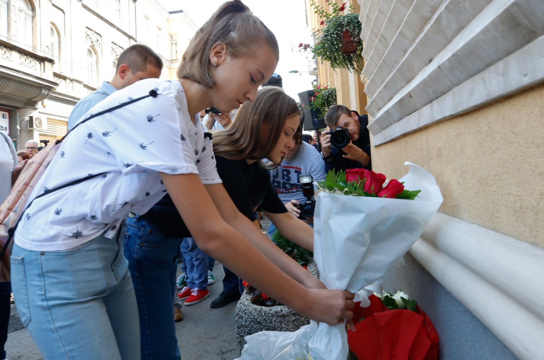 Obilježena godišnjica drugog masakra na Markalama: Sjećanje na 43 ubijenih građana Sarajeva
