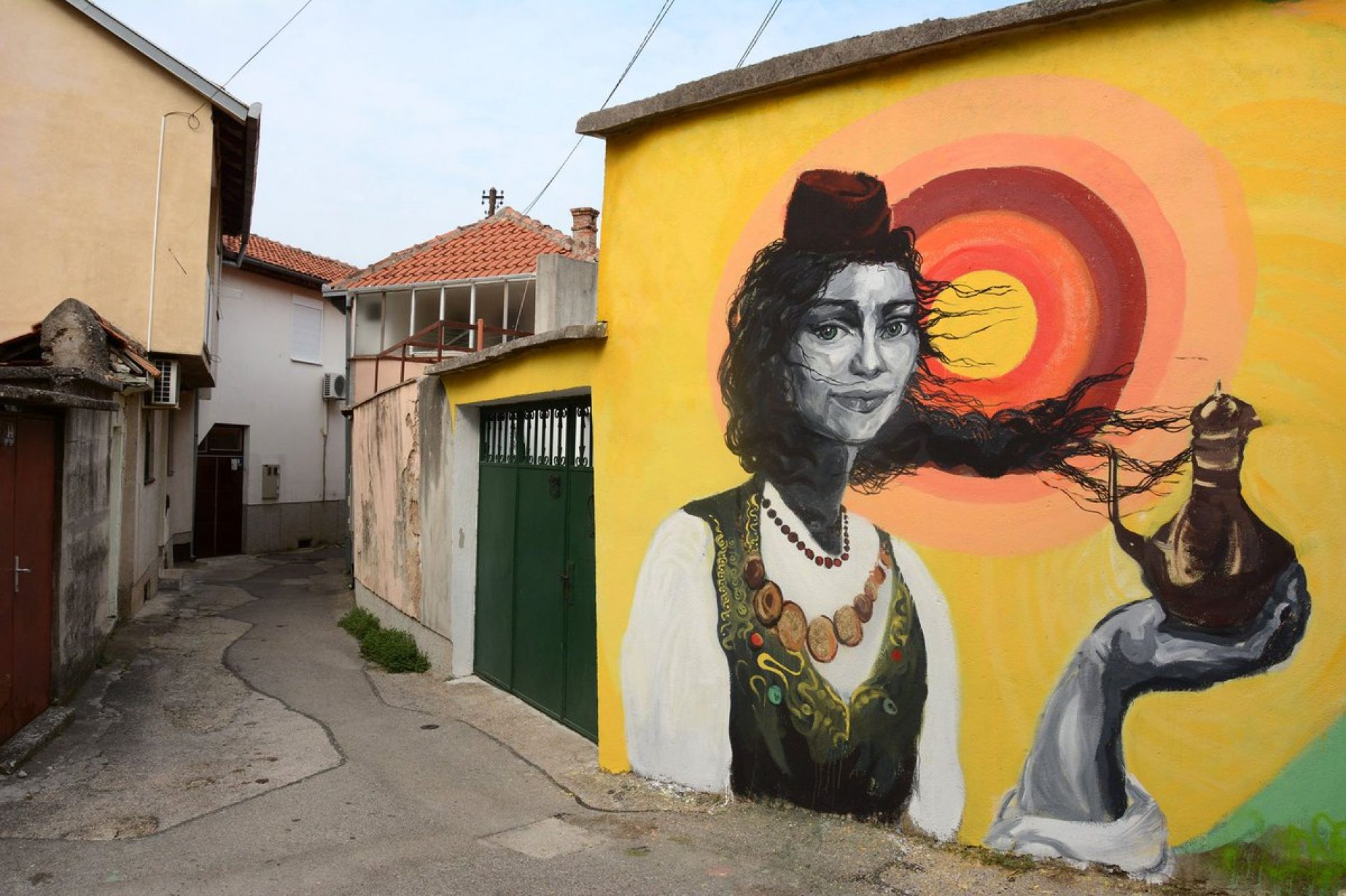 Mostar: Murali među kojima su i onaj Alekse Šantića i Emine oživjeli ulice grada na Neretvi