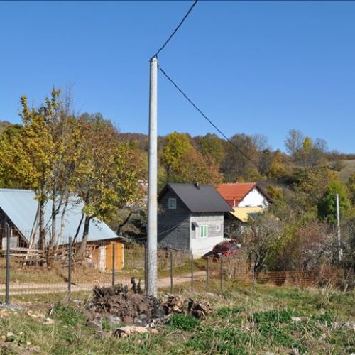 Povratnici u okolinu Foče: Sami obnavljali kuće, napokon dobili i struju u devet sela