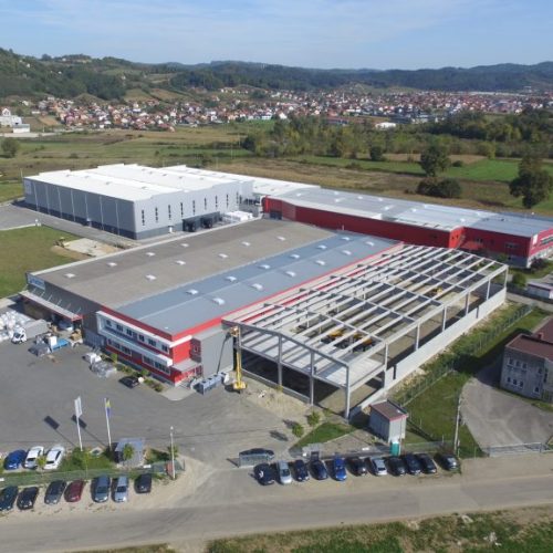 Širbegović oborio rekord: U oktobru proizvedeno i montirano 80.000 m2 objekata