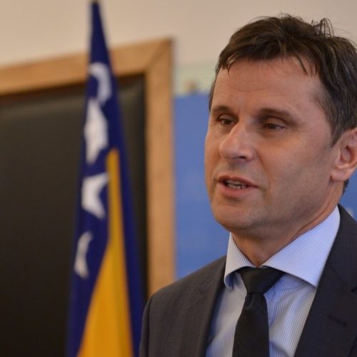 Premijer Novalić umirio građane: Ubuduće neće biti restriktivnih mjera