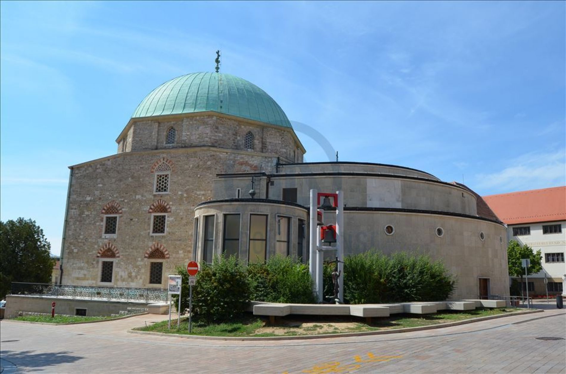U 18 država u crkve pretvoreno 329 džamija i građevina iz osmanskog perioda