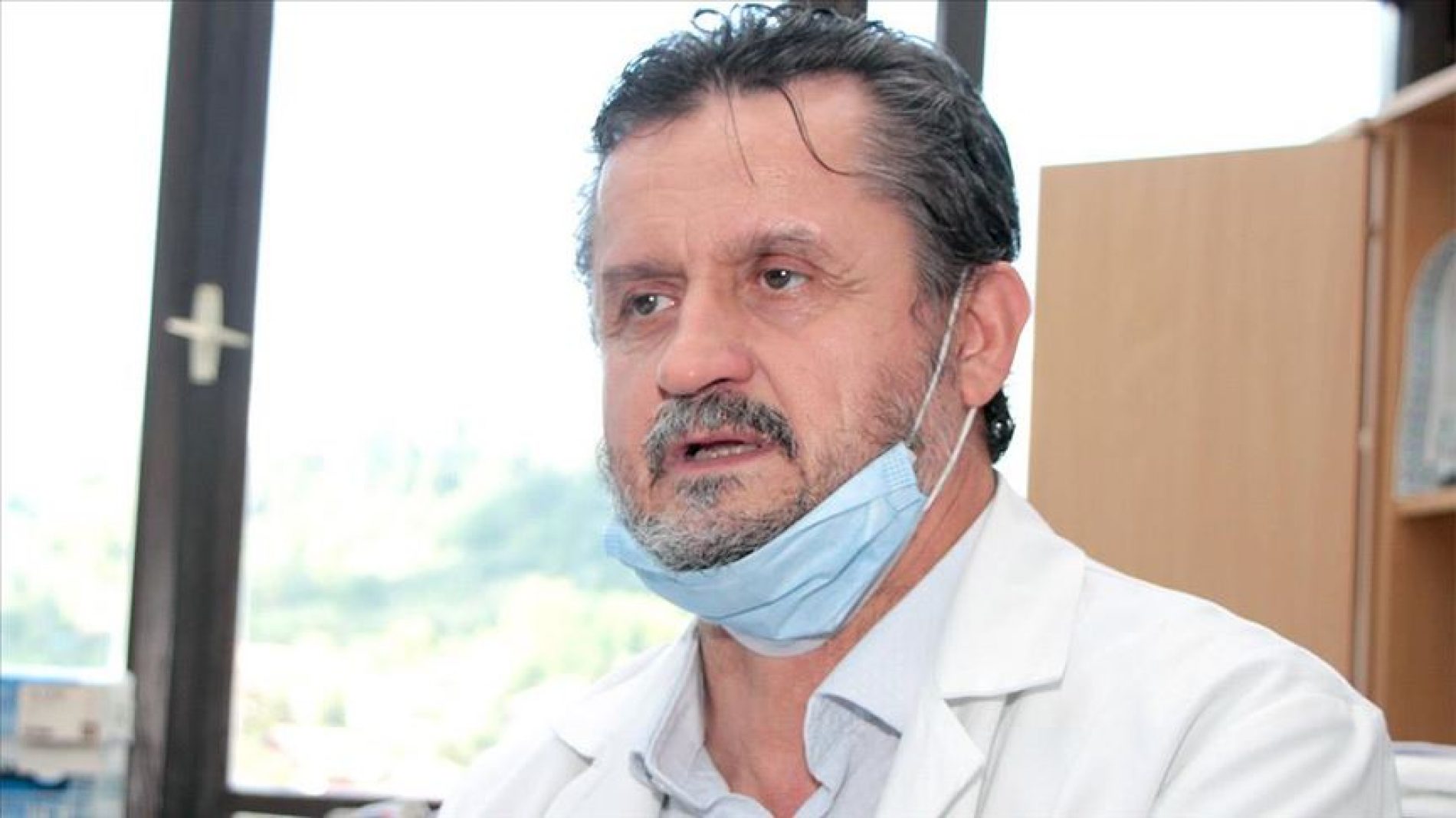 Psihijatar UKC Tuzla Mevludin Hasanović o pandemiji: Poštovati struku, ostaviti se teorija zavjera i nadriljekara