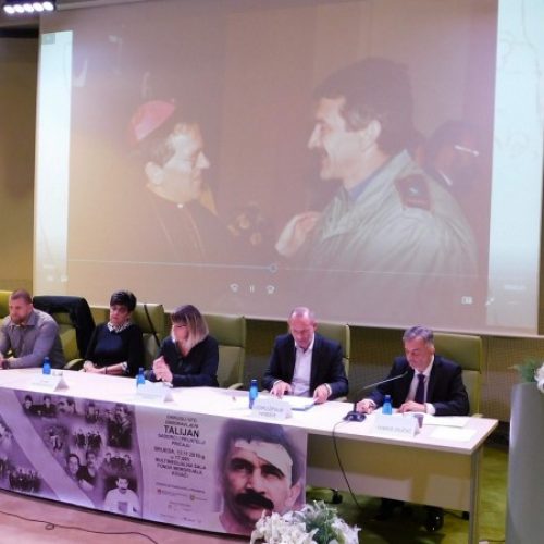 Promovisan dokumentarni film o generalu Mustafi Hajrulahoviću „Oficir, a veliki džentlmen“