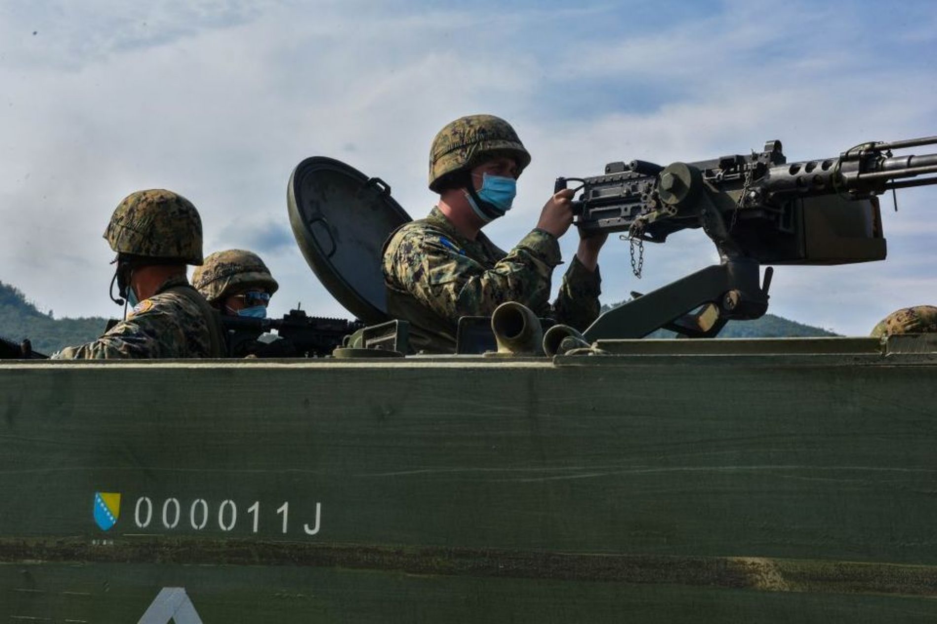 Uspješna vježba hiljadu bosanskih vojnika na Manjači (Video)