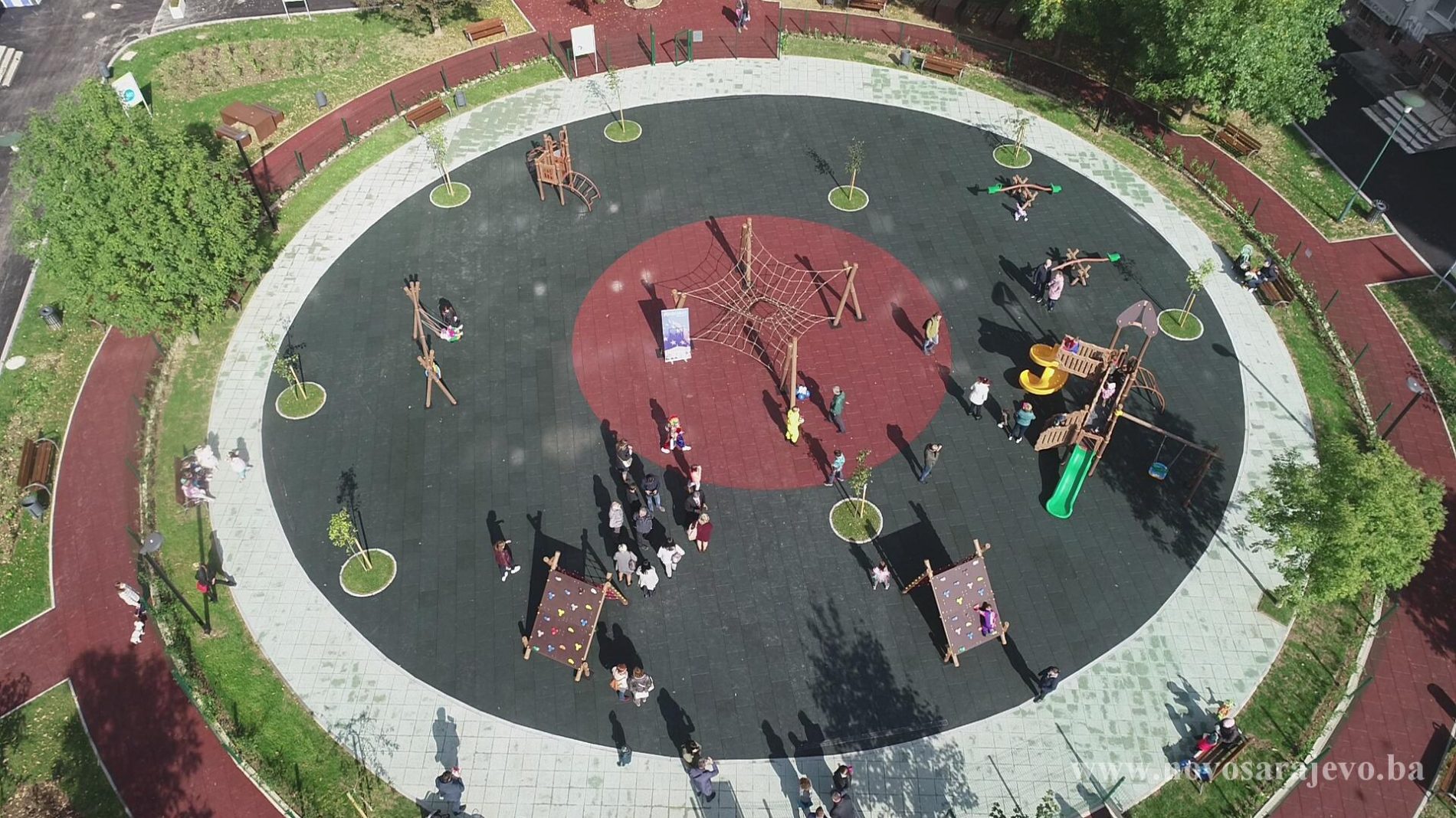 Otvoren novi tematski park za djecu u ulici Envera Šehovića – treći u posljednje tri godine