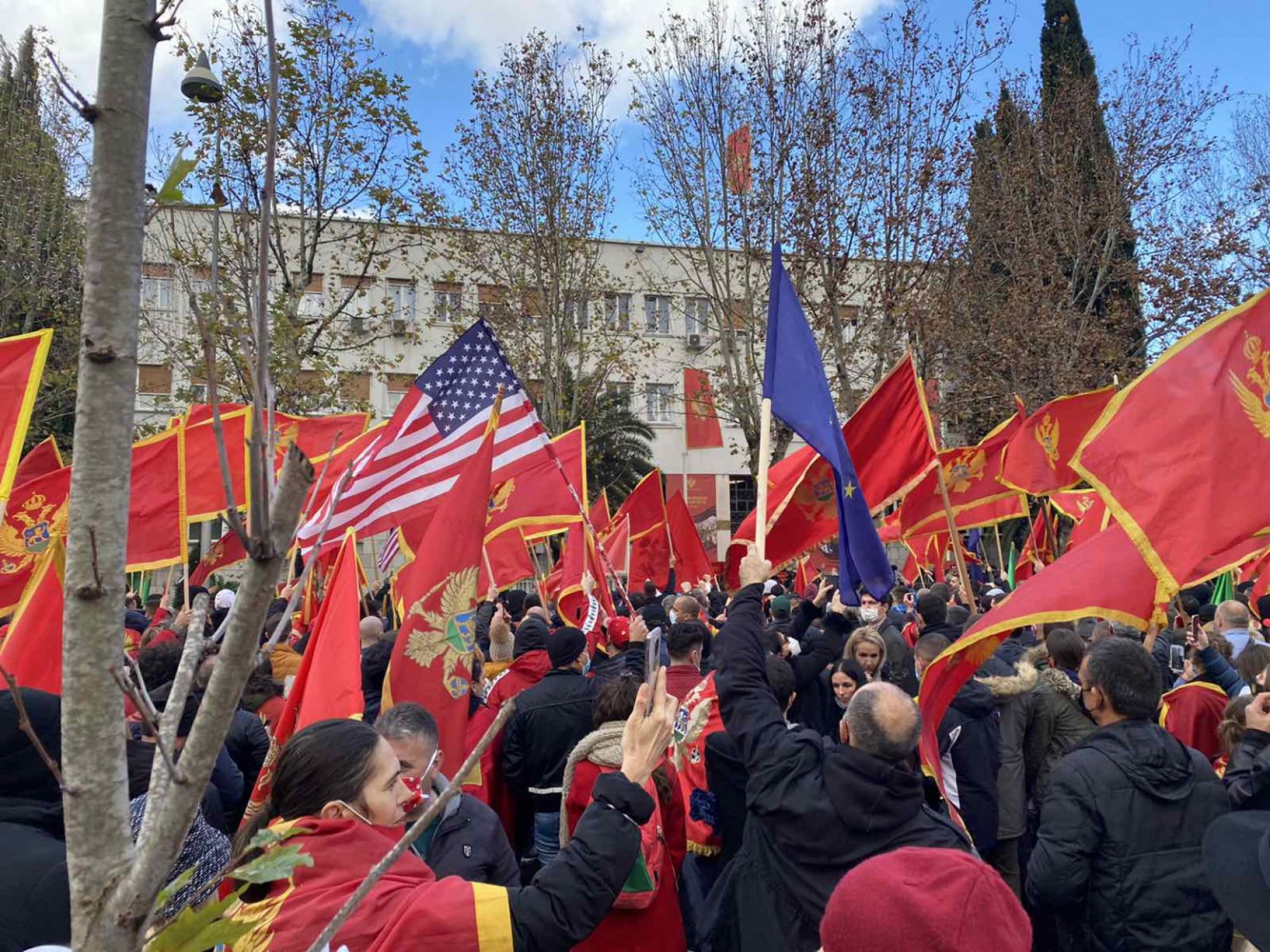 Crnogorci se uspravljaju: U historiji svake generacije postoji dan odluke