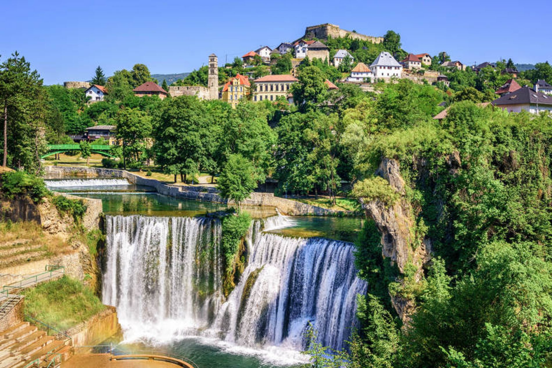 Najljepši mali gradovi svijeta – među njima i bosanski kraljevski grad Jajce