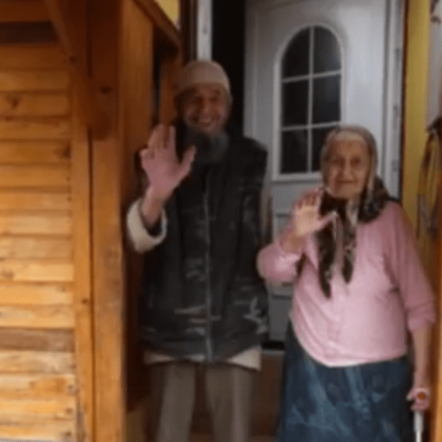 Bračni par Kadrić zakoračio u 70. godišnjicu braka (Video)