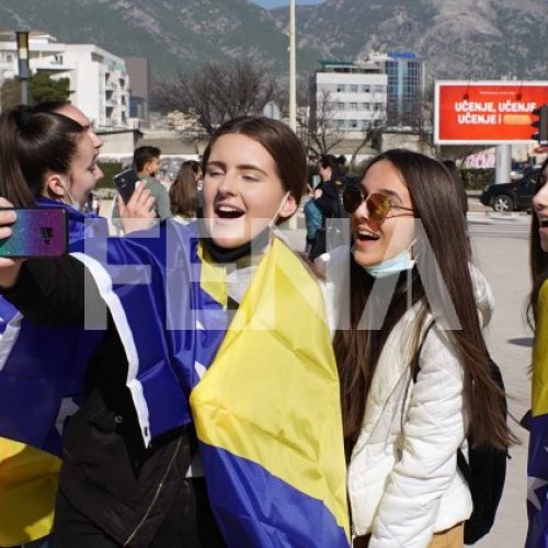 Mostarski učenici obilježili Dan nezavisnosti Bosne i Hercegovine (Video)