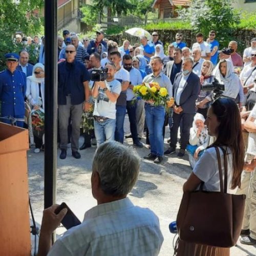 Džaferović u Kalinoviku i Nevesinju s porodicama ubijenih Bošnjaka