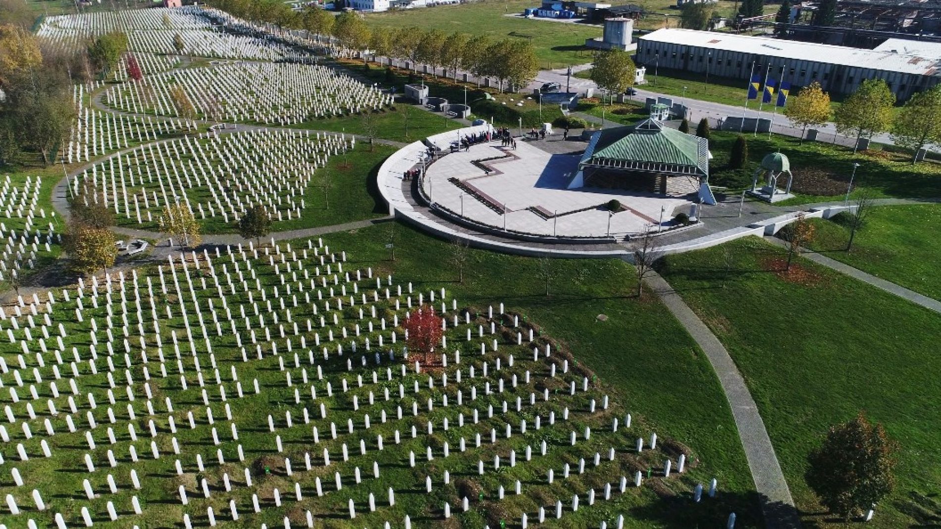 Skupština Crne Gore sa 55 glasova usvojila Rezoluciju o genocidu u Srebrenici