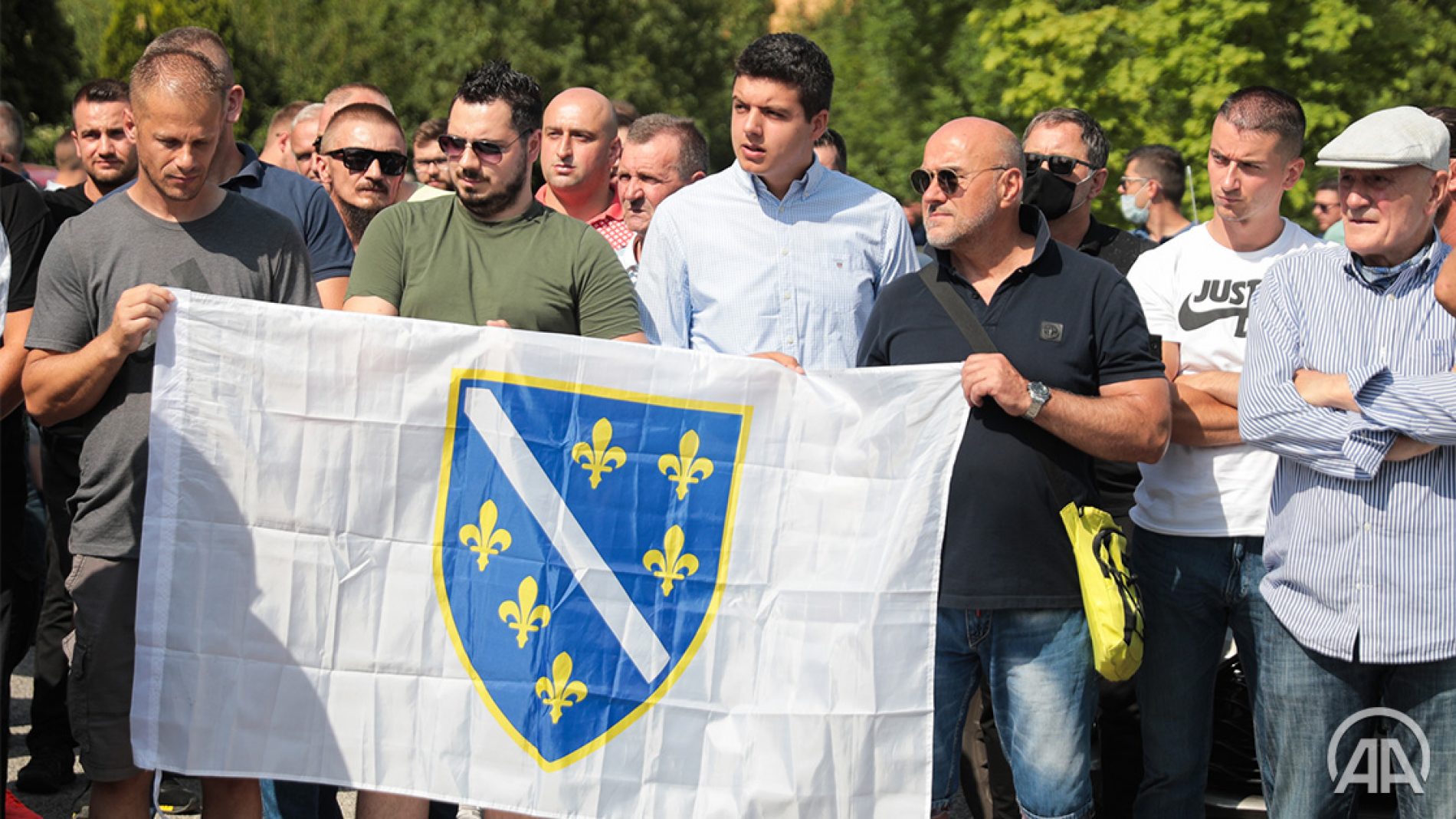Izdaja se ne oprašta: U Sarajevu protest zbog hapšenja direktora OSA-e