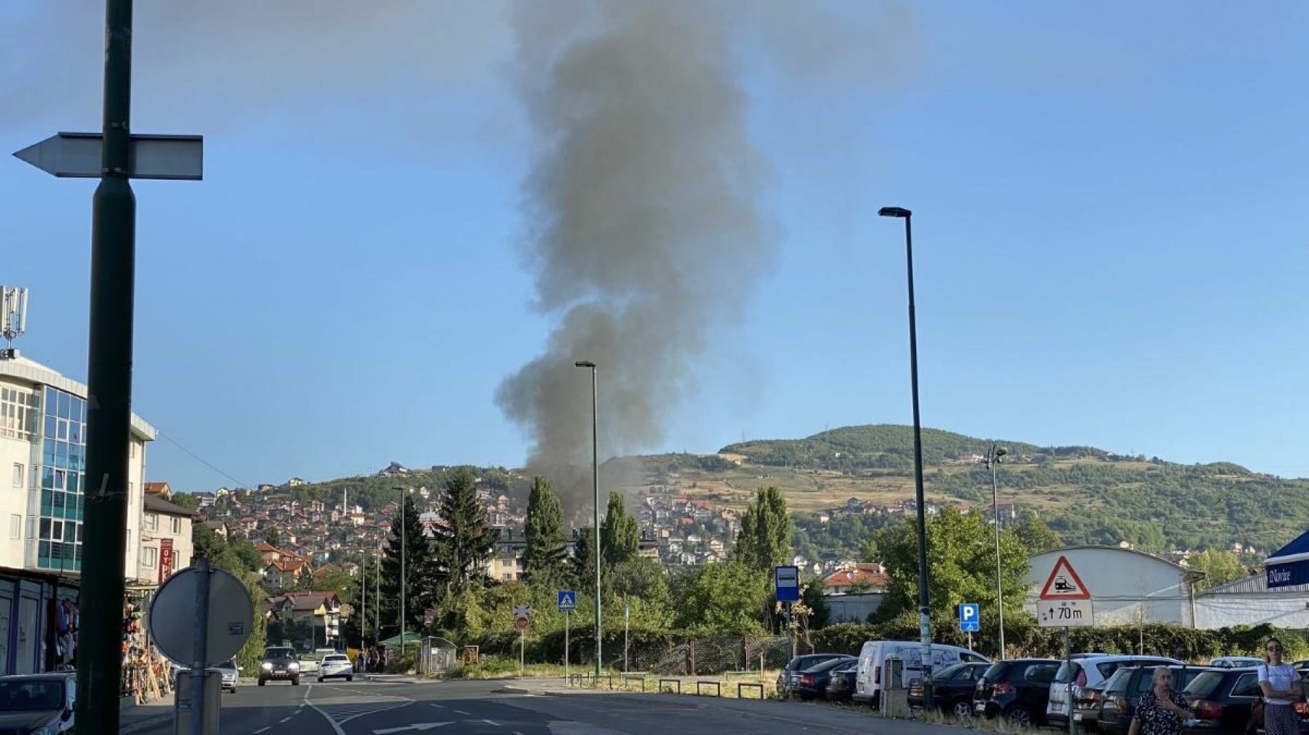 U požaru u Buća Potoku više ljudi izgubilo krov nad glavom, Općina Novi Grad Sarajevo obećala smještaj za sve