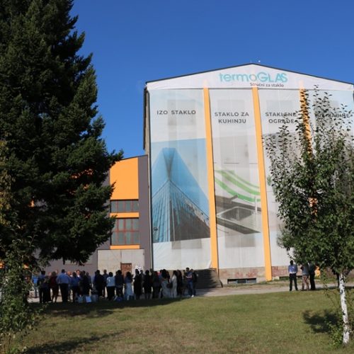 Džindić posjetio kompaniju Termoglas: Impresivno vidjeti da u Bosni i Hercegovini ovakva proizvodnja postoji