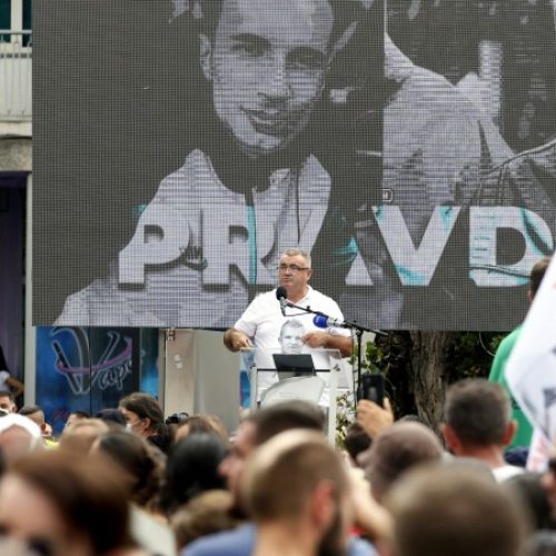 U Sarajevu održani protesti ‘Pravda za Dženana i Davida’