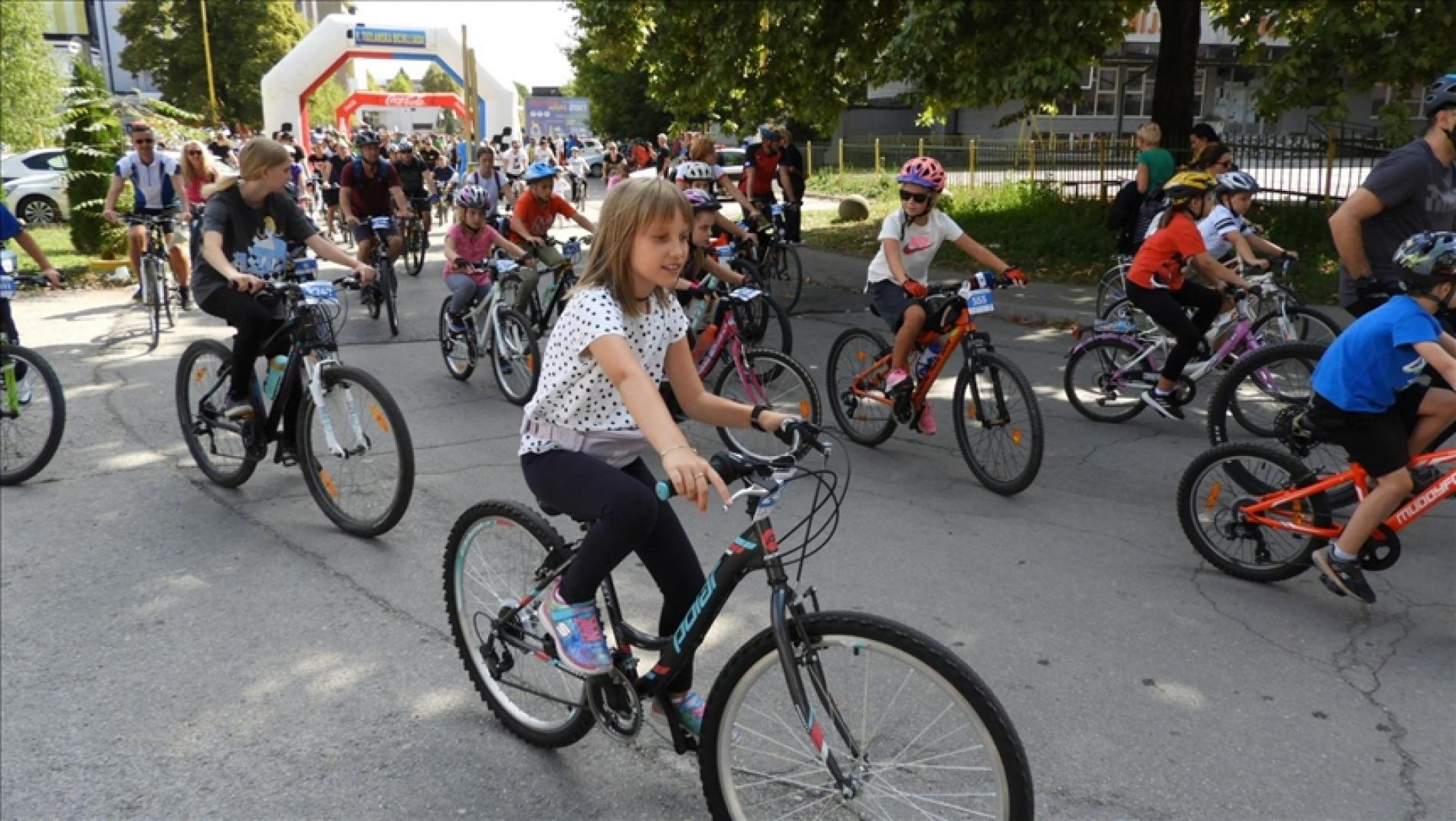 Nekoliko hiljada biciklista na Devetoj tuzlanskoj biciklijadi