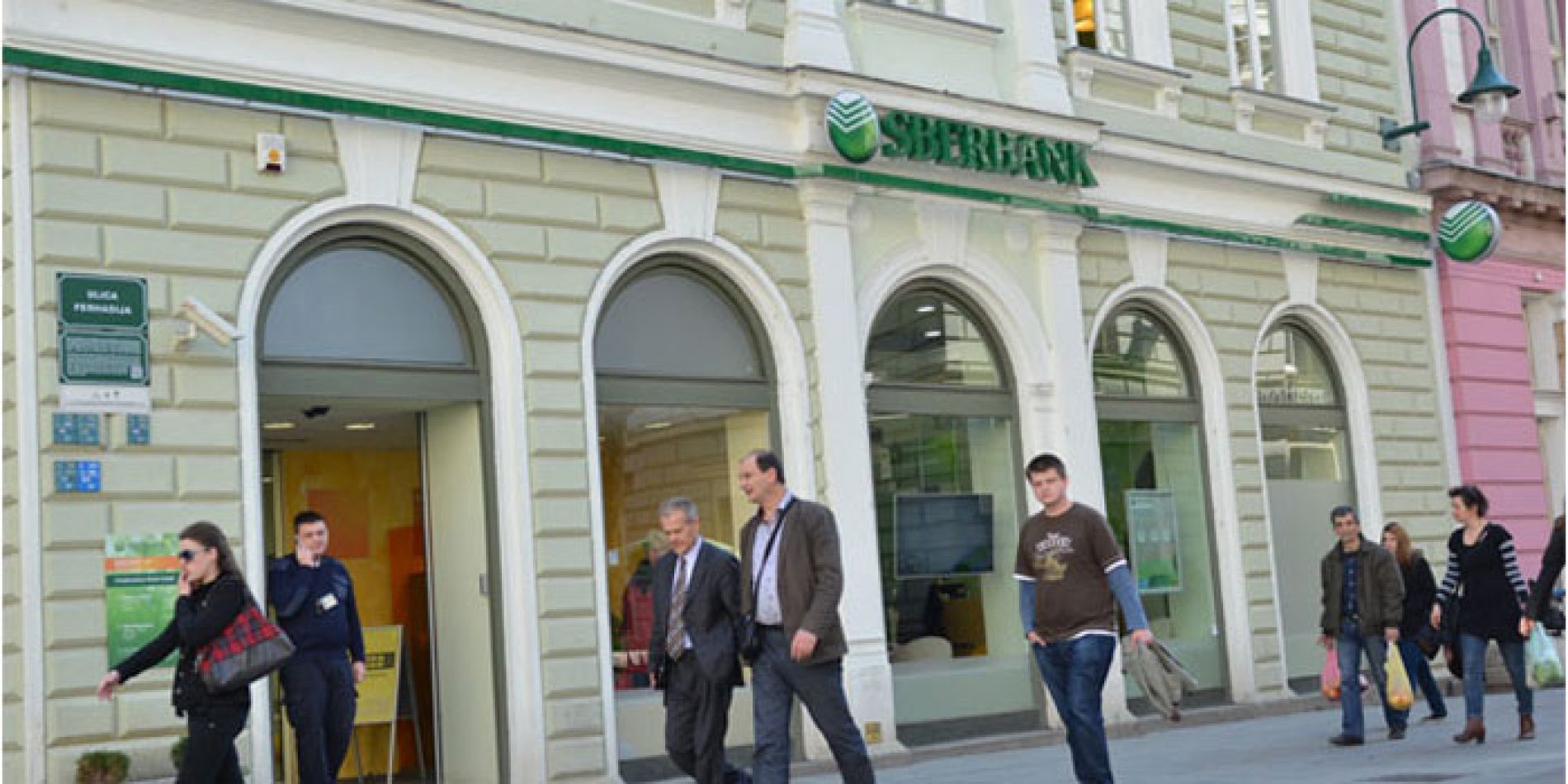 Povlačenje najvećeg finansijskog “jokera” Rusije sa Balkana i iz Mađarske
