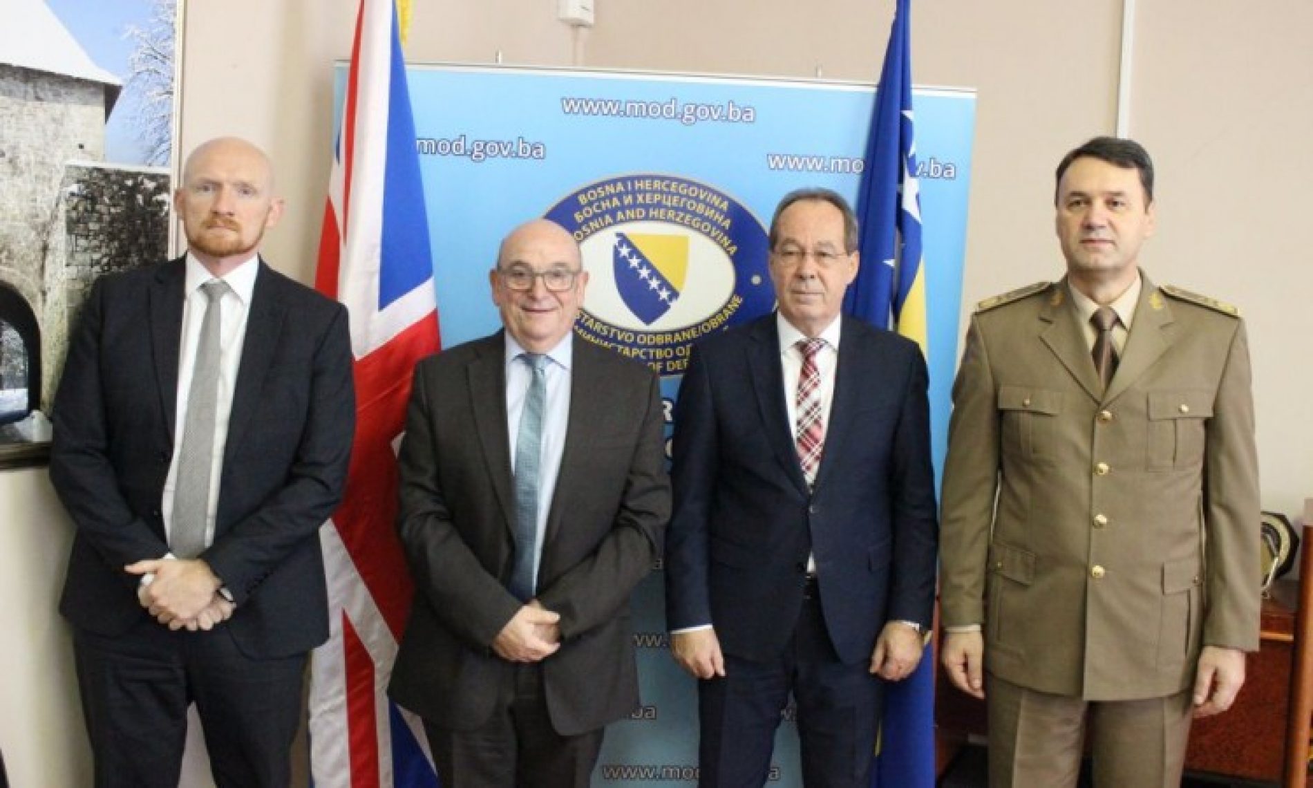 Peach: Vlada UK-a neće dozvoliti urušavanje jedinstvenih Oružanih snaga Bosne i Hercegovine