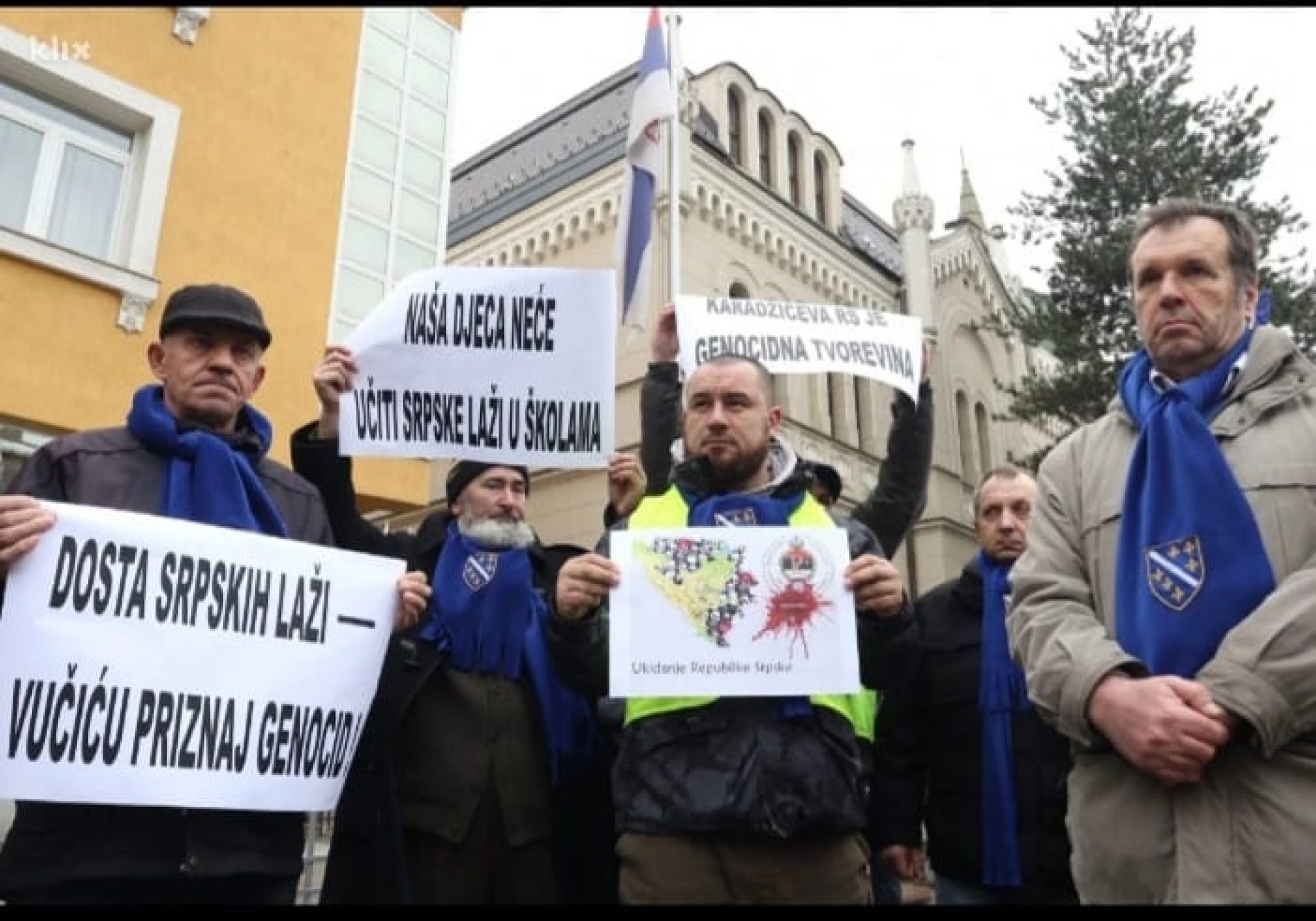 Protesti pred ambasadom Srbije 09.01.2022.