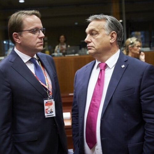 Europarlamentarci traže da se kazni Varhelyi zbog ponašanja u Bosni