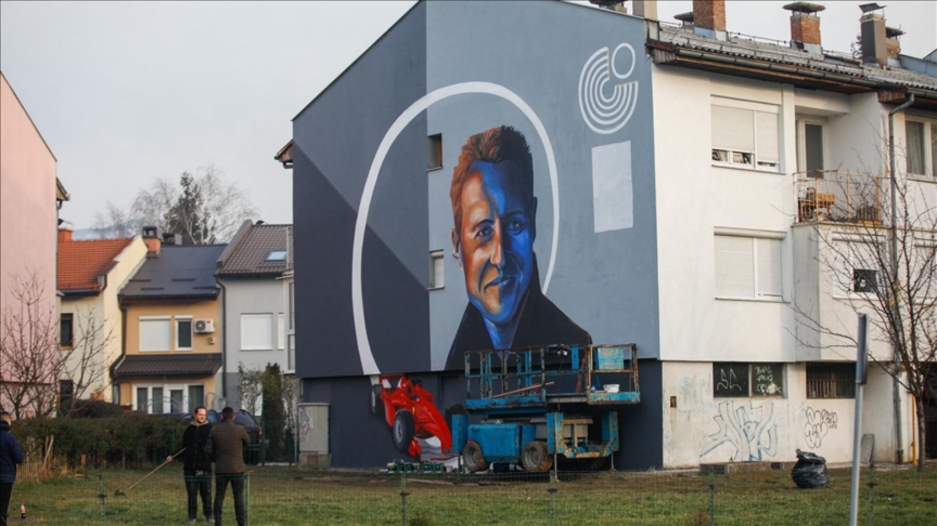 U Sarajevu završen mural legendarnom Michaelu Schumacheru