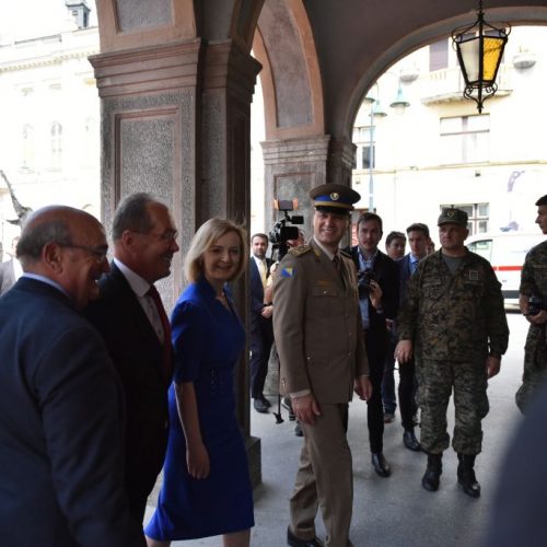 Susret ministra odbrane Bosne i Hercegovine i ministrice vanjskih poslova Velike Britanije