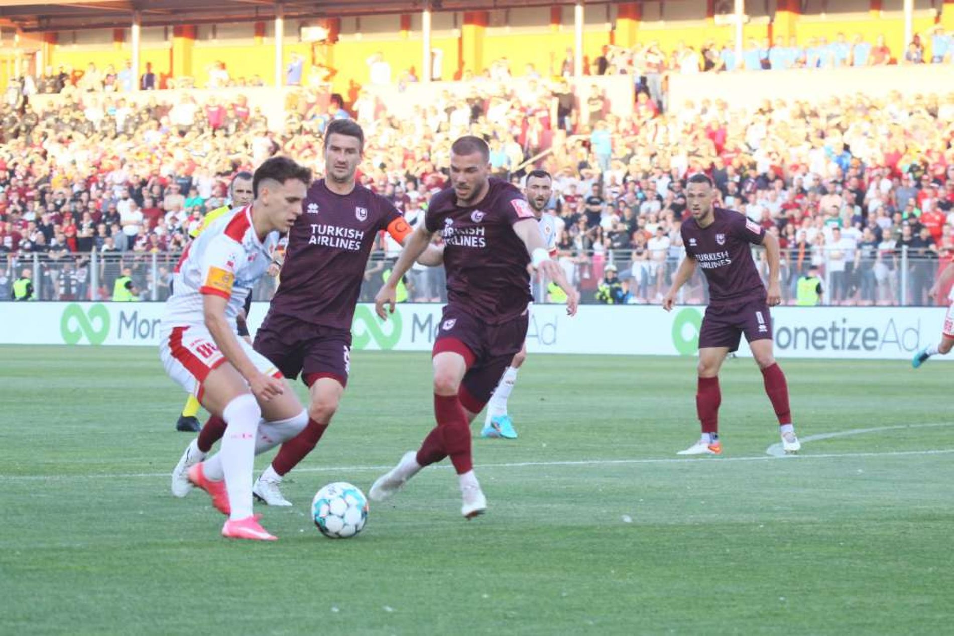 Mostarski klubovi igraju najbolji fudbal u državi – Veležu prvi osvojeni kup, Zrinjskom nova titula u PLBiH