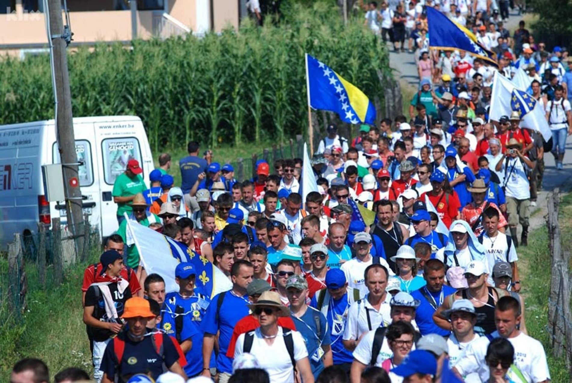 U toku pripreme za obilježavanje godišnjice genocida u Srebrenici, na Maršu mira oko pet hiljada učesnika