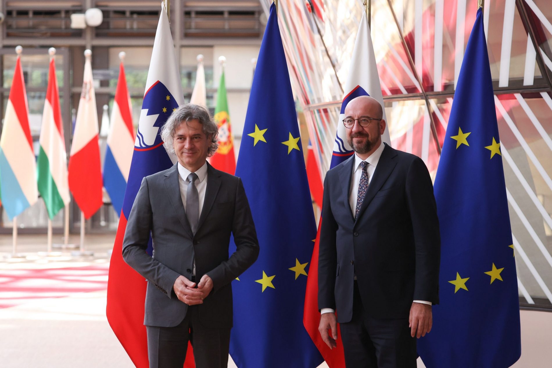 Slovenija će na samitu EU-a predložiti kandidatski status za Bosnu i Hercegovinu
