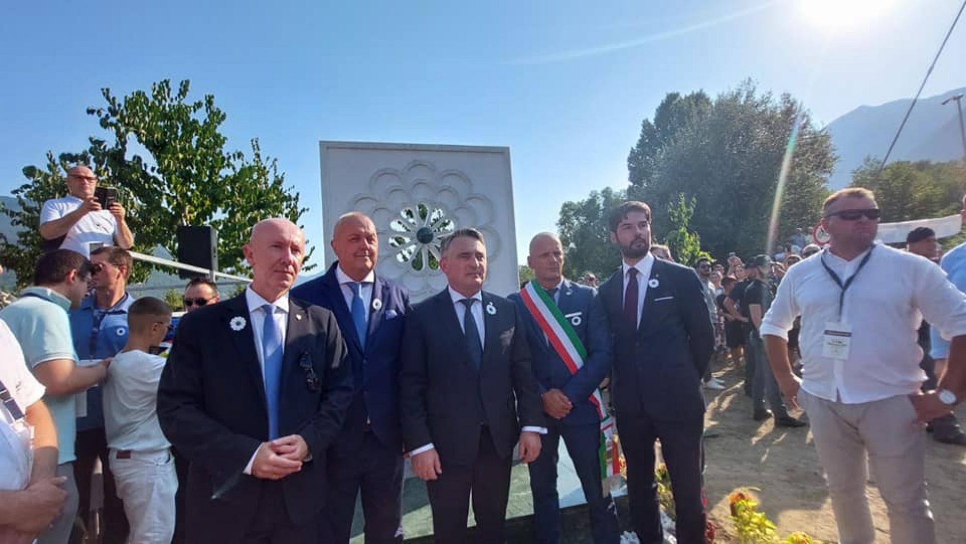 Komšić i Dunović u Italiji prisustvovali otvaranju spomen obilježja ‘Cvijet Srebrenice’