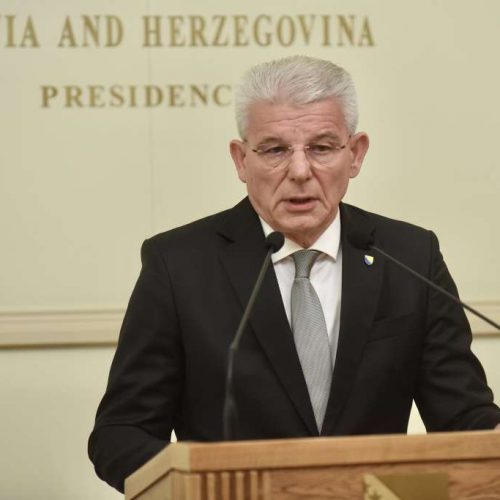 Džaferović: Neka međunarodna zajednica osudi prijetnje HDZ-a, a ne da popušta pred njima