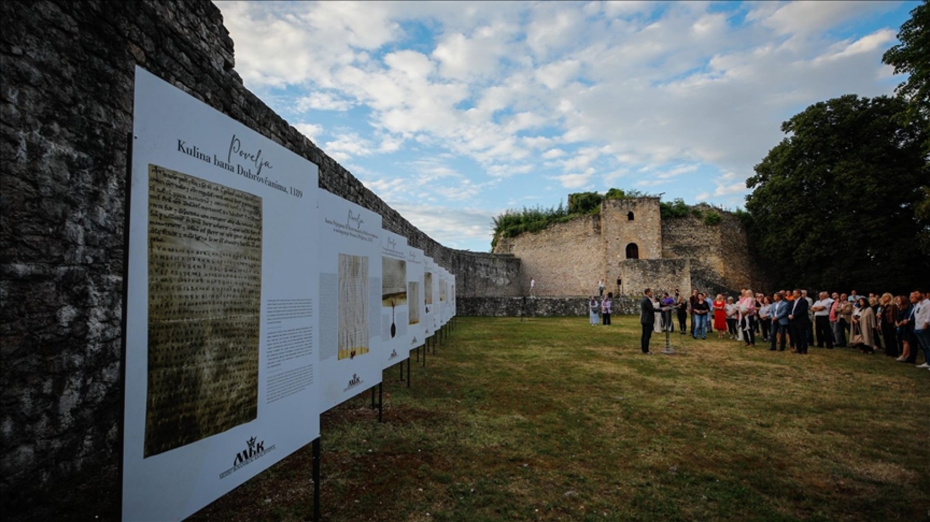 Izložbom ‘Povelje bosanskih vladara i vlastelina (1189.-1461. godine)’ otvoren Muzej bosanskog kraljevstva