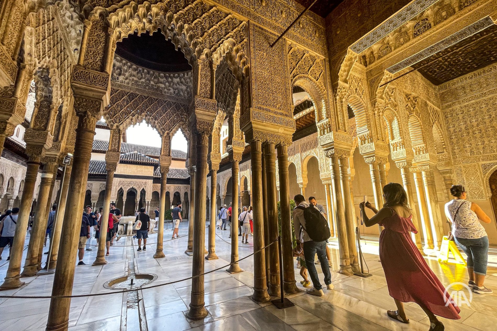 Alhambra – jedna od najvažnijih građevina islamske arhitekture u Španiji